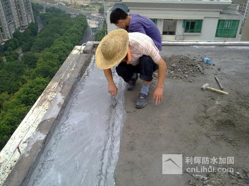 冬季<a href='http://m.chuguoclub.com' target='_blank' title='防水施工'>防水施工</a>選材很重要 冬季<a href='http://m.chuguoclub.com' target='_blank' title='防水施工'>防水施工</a>選材很重要